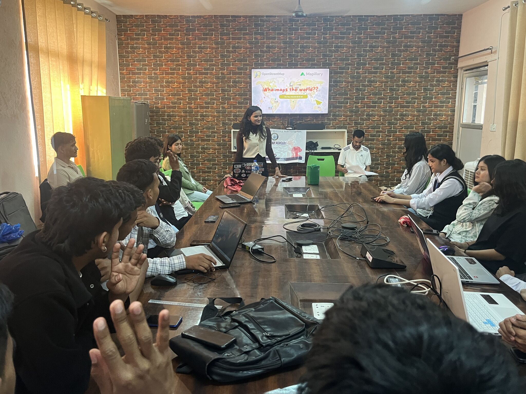 Niruta facilitating a Mapillary training at Far Western University
